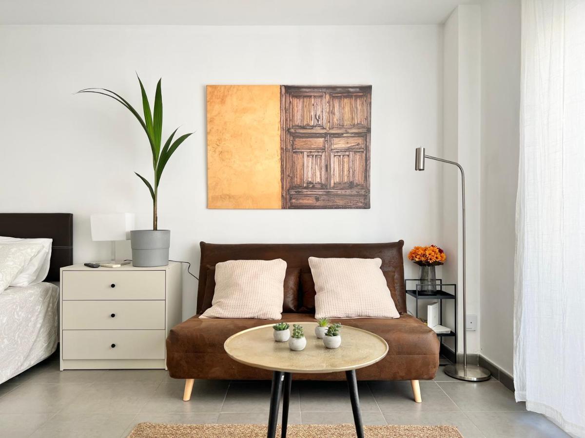 Apartamentos Varela 14 มาลากา ภายนอก รูปภาพ