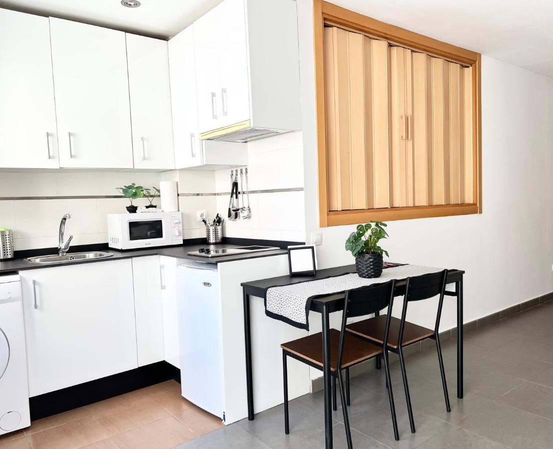 Apartamentos Varela 14 มาลากา ภายนอก รูปภาพ