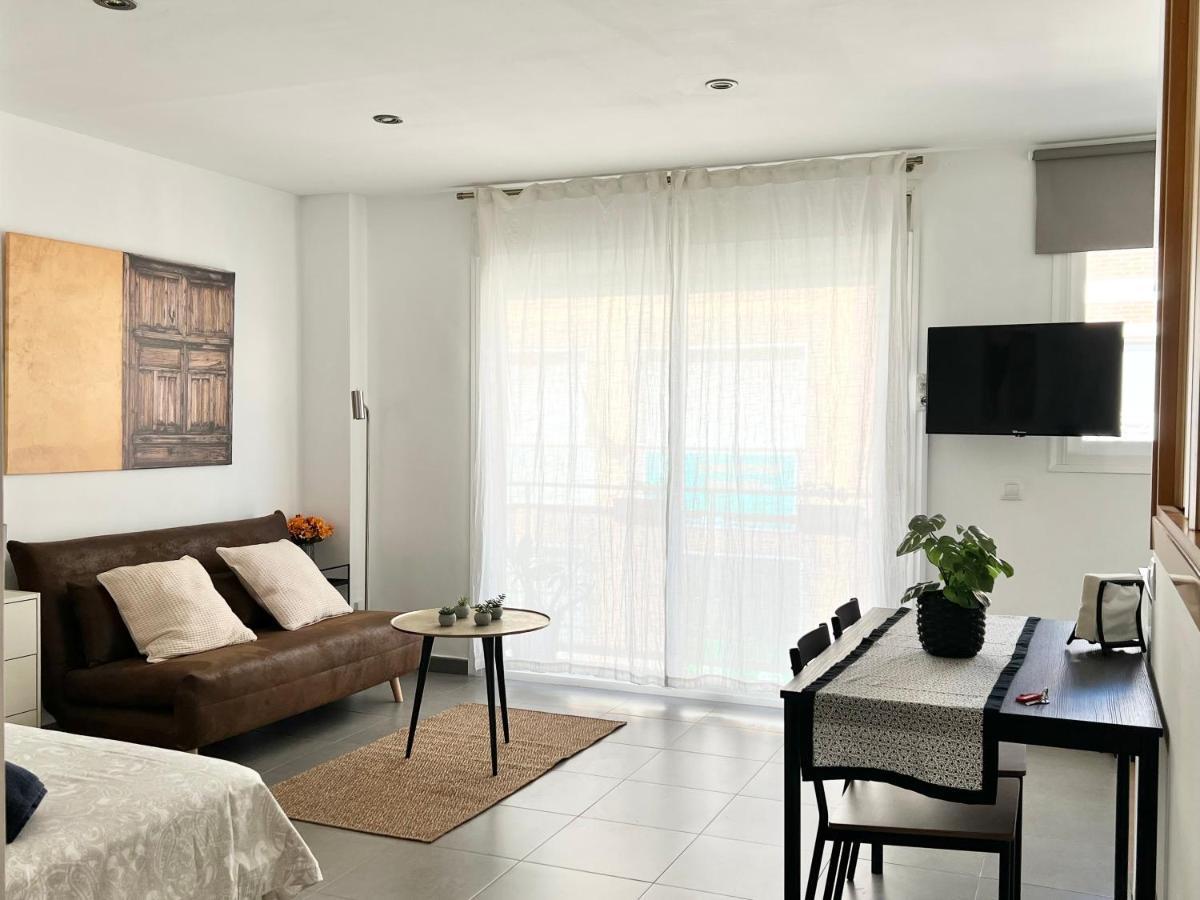 Apartamentos Varela 14 มาลากา ภายนอก รูปภาพ